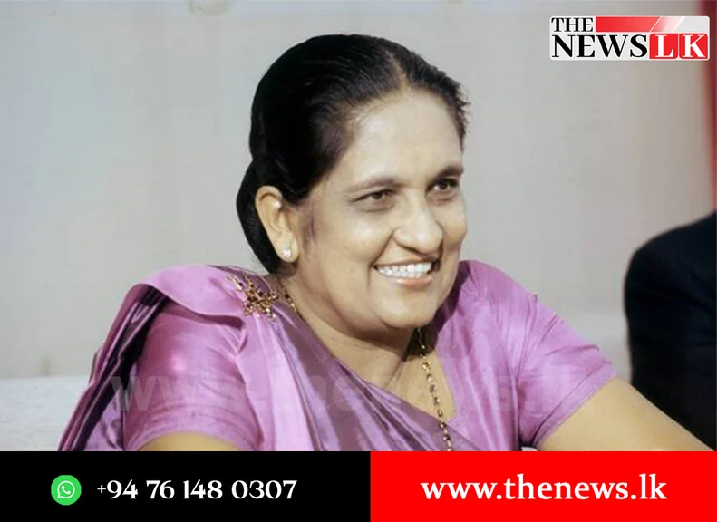 බහාලුම් 323ට නම ගෑවුණු බිමල්ගෙන් වරාය ගලවයි